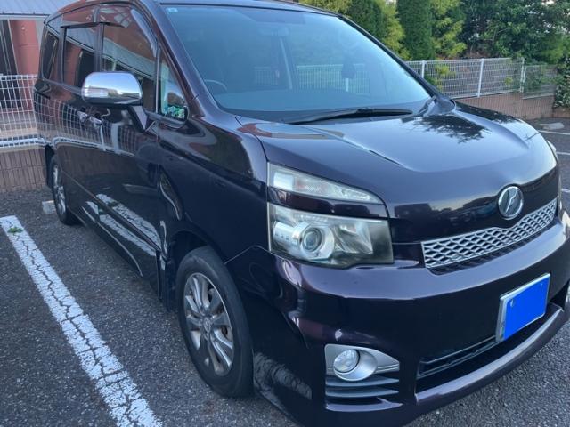 2011 Toyota Voxy ZS Kirameki
