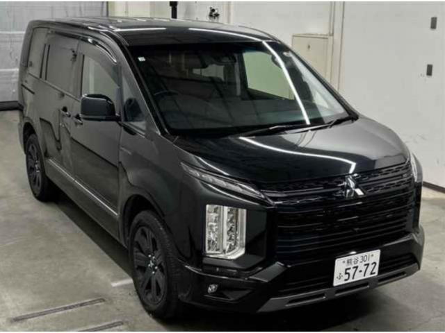 2025 Mitsubishi Delica D5 Chamonix 4WD