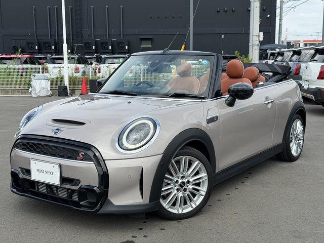 2021 MINI Convertible Cooper S Convertible Mini Yours Trim
