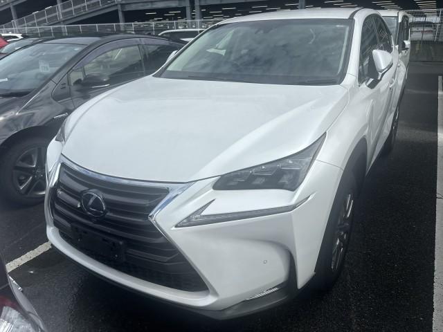 2016 Lexus NX Hybrid NX300h Version L