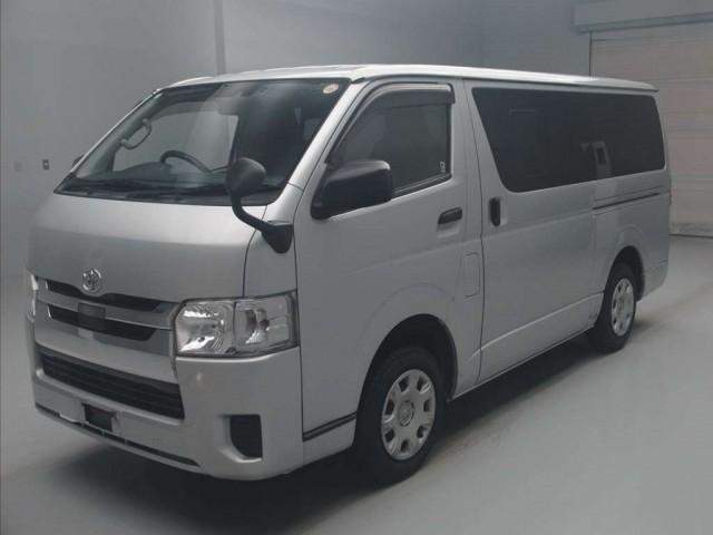 2018 Toyota Regiusace Van DX GL Package
