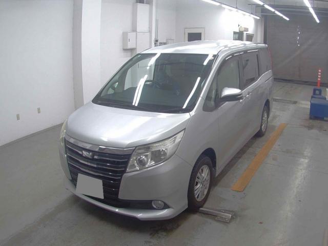 2014 Toyota Noah G