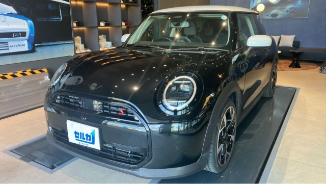 2025 MINI 3HB Cooper S