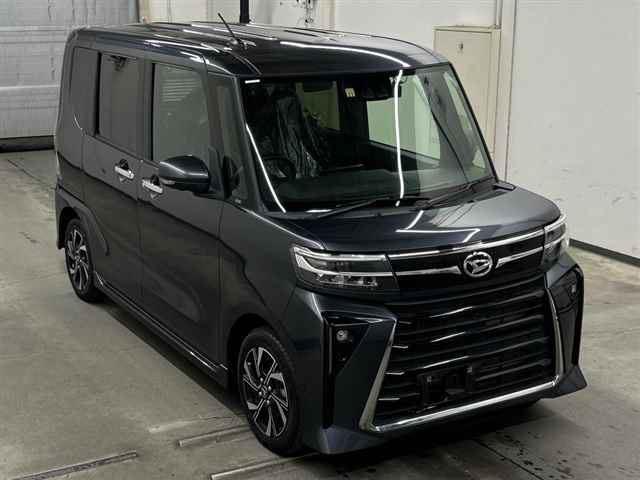 2022 Daihatsu Tanto Custom Custom X