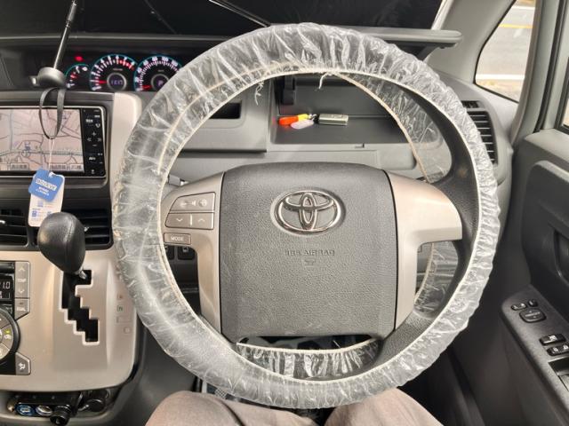 2009 Toyota Noah Special Edition X Smart Edition