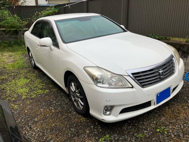 2011 Toyota Crown Royal Saloon G