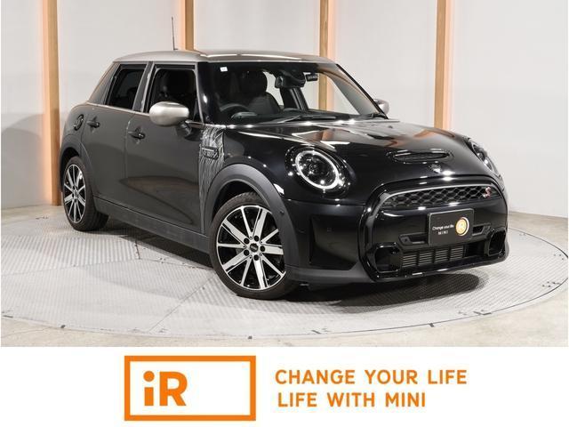 2023 MINI 5HB Cooper S Shadow Edition