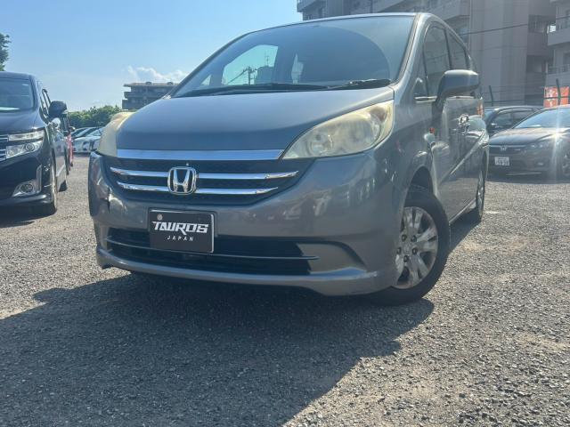 2008 Honda Step Wagon 2.0G