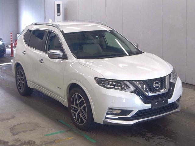 2017 Nissan X-Trail Hybrid Mode Premier Hybrid High Contrast Interior