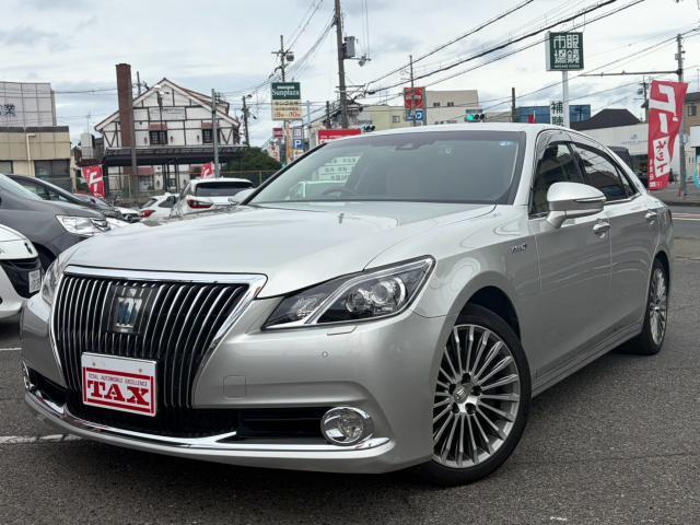 2016 Toyota Crown Majesta F Version
