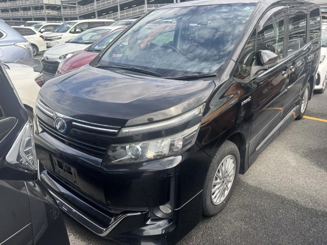 2016 Toyota Voxy Hybrid Hybrid V