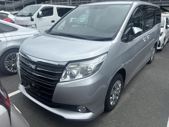 2015 Toyota Noah X