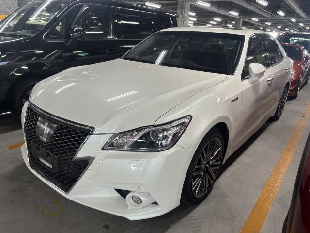 2013 Toyota Crown Hybrid Athlete G