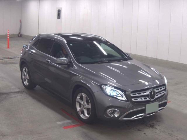 2019 Mercedes-Benz GLA Class GLA220 4MATIC Premium Package
