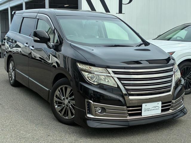 2017 Nissan Elgrand Rider AUTECH 30th Anniversary