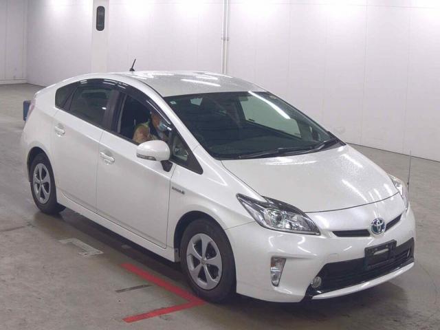 2015 Toyota Prius S