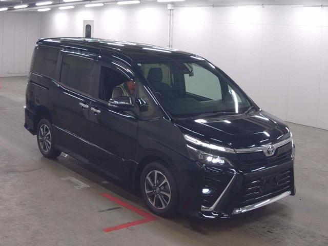 2021 Toyota Voxy ZS Kirameki?