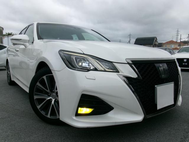2016 Toyota Crown Athlete G-T Toyota Safety Sense Equipped!