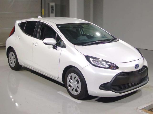 2022 Toyota Aqua X