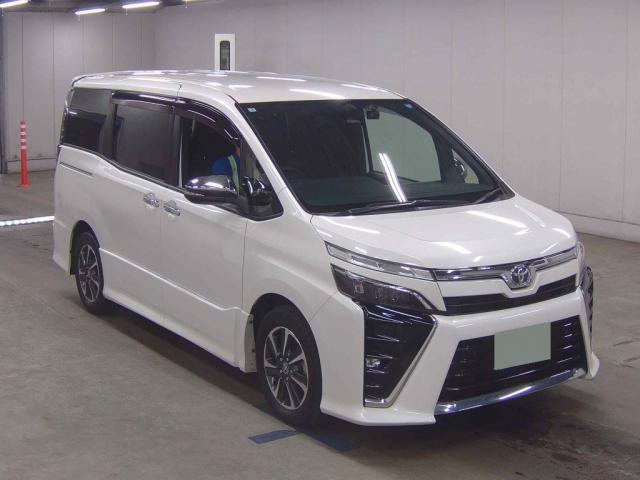 2021 Toyota Voxy ZS Kirameki?