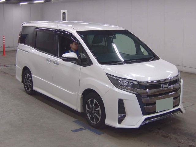 2018 Toyota Noah Si Double Bee