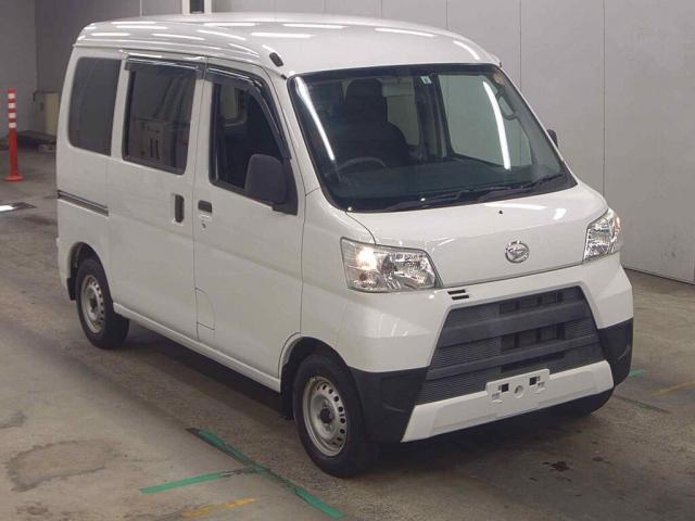 2020 Daihatsu Hijet Cargo Deluxe