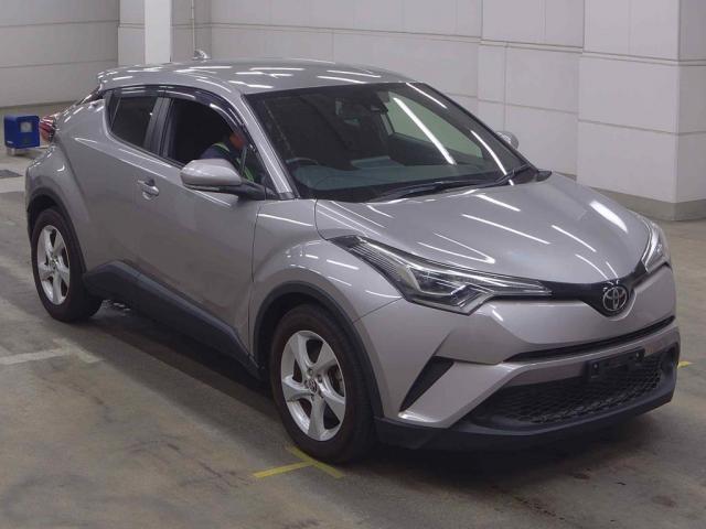 2019 Toyota C-HR S-T LED Edition 4WD