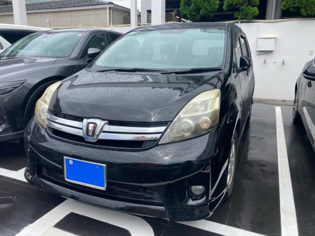 2011 Toyota Isis Platana V Selection