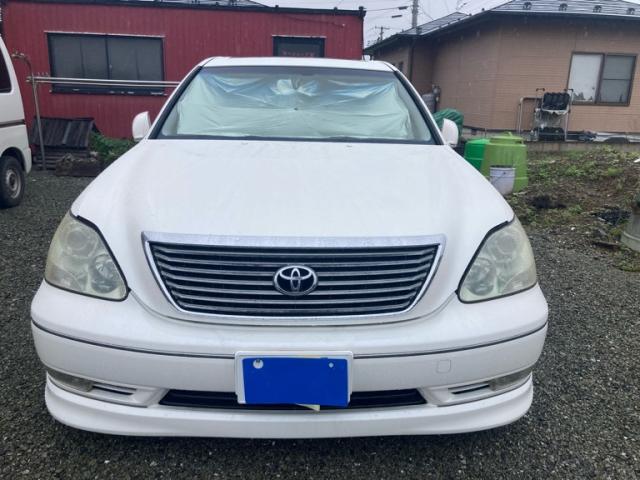 2004 Toyota Celsior eR
