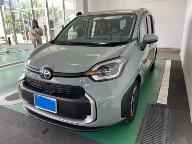 2025 Toyota Sienta Hybrid Hybrid Z