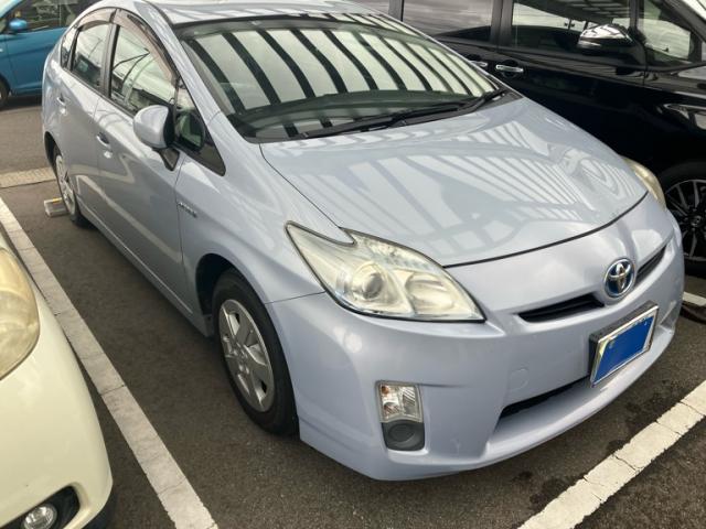 2010 Toyota Prius L