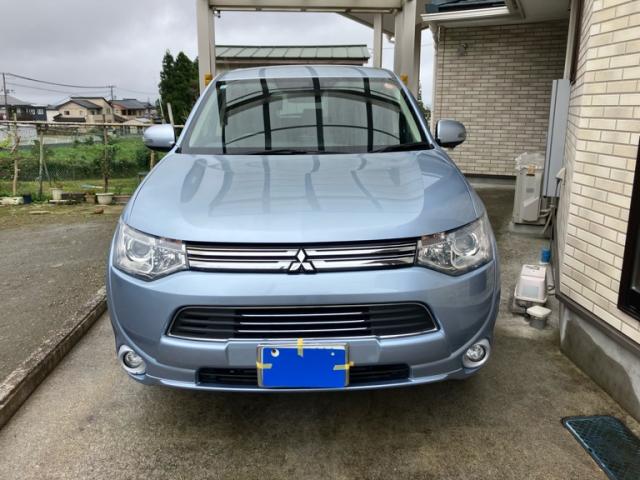 2013 Mitsubishi Outlander PHEV G Navigation Package