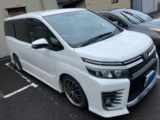 2014 Toyota Voxy ZS