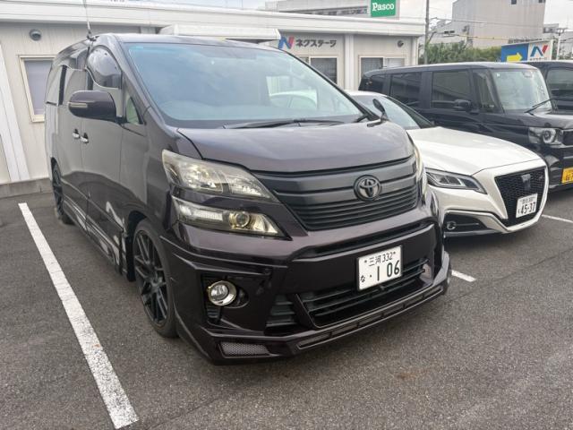 2013 Toyota Vellfire Special 3.5Z Golden Eyes 2