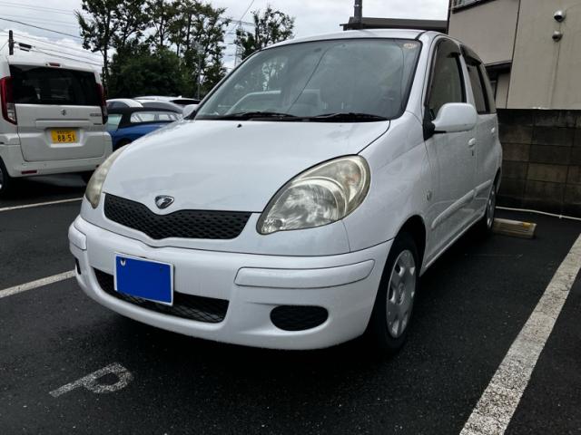 2003 Toyota Funcargo Special X Pair Bench Version HID Selection