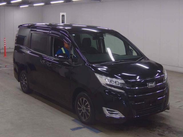 2019 Toyota Noah X