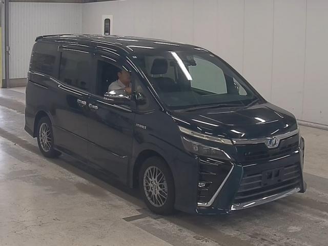 2018 Toyota Voxy Hybrid Hybrid ZS Kirameki
