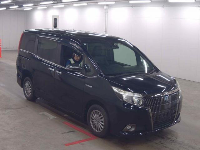 2017 Toyota Esquire Hybrid Hybrid Gi Black Tailored