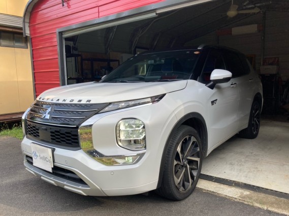 2022 Mitsubishi Outlander PHEV P
