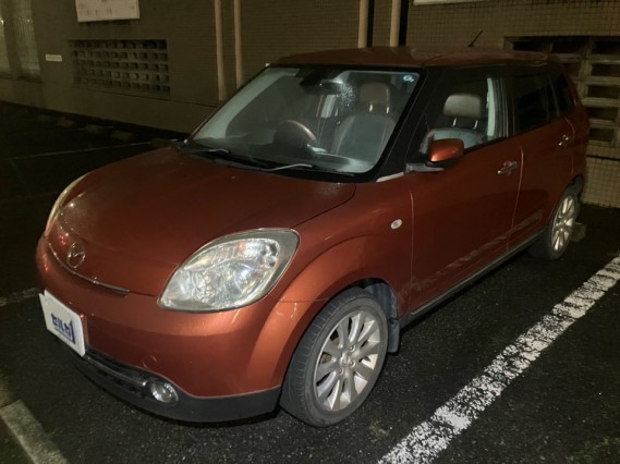 2007 Mazda Verisa L