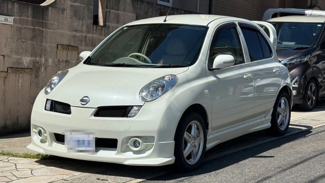 2006 Nissan March 5HB 15G
