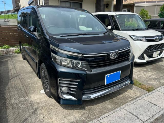 2014 Toyota Voxy ZS