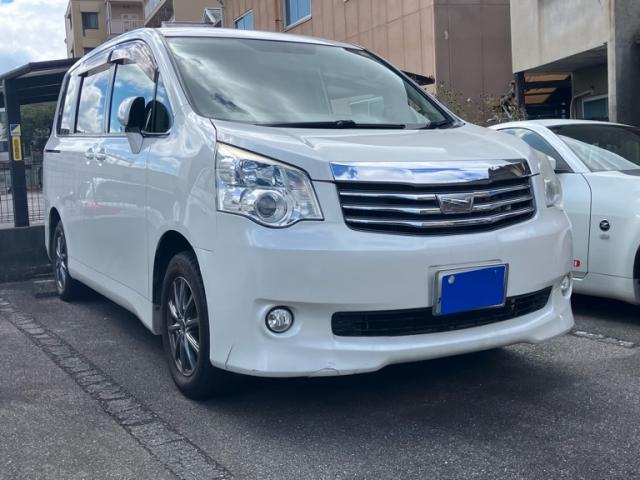 2011 Toyota Noah X