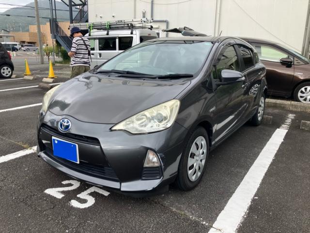 2013 Toyota Aqua S