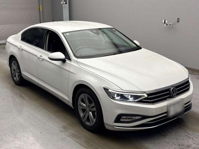 2022 Volkswagen VW Passat Sedan TDI Elegance