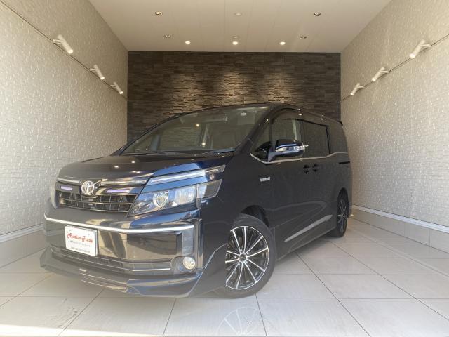 2014 Toyota Voxy Hybrid Hybrid V