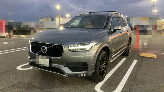 2017 Volvo XC90 T5 AWD Momentum