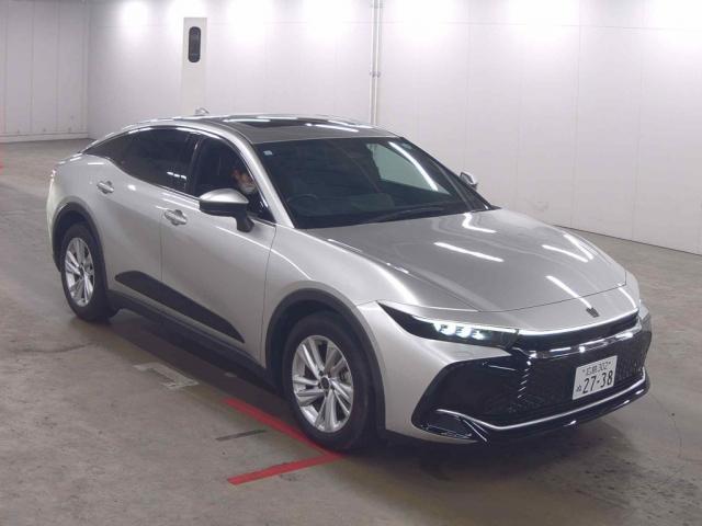 2023 Toyota Crown Crossover RS Advanced