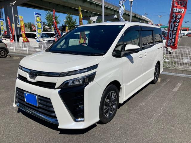 2017 Toyota Voxy ZS