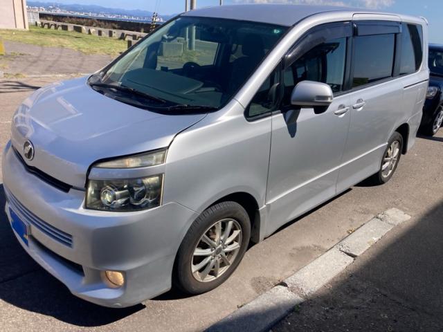 2009 Toyota Voxy ZS